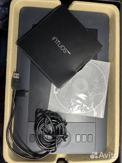 Графический планшет wacom intuos pro
