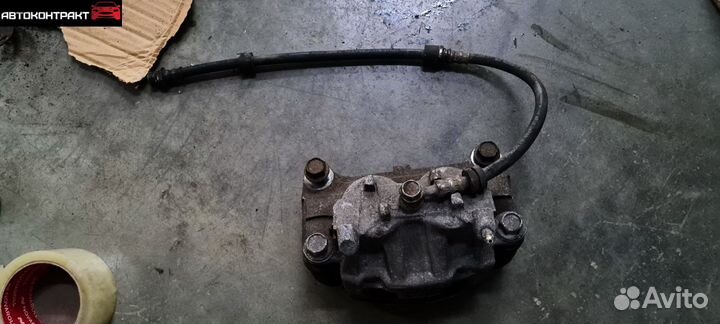 Суппорт передний левый Mitsubishi Eclipse Cross