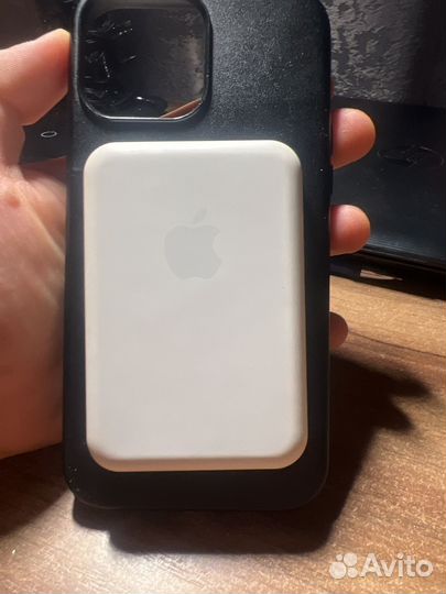 Magsafe battery pack