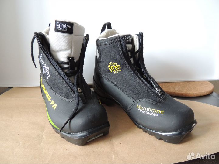 Лыжные ботинки размер 34