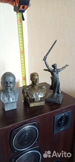 Бюсты. статуэтки