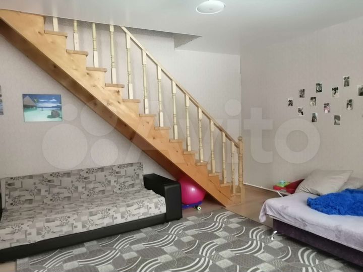 Дом 101 м² на участке 8 сот.