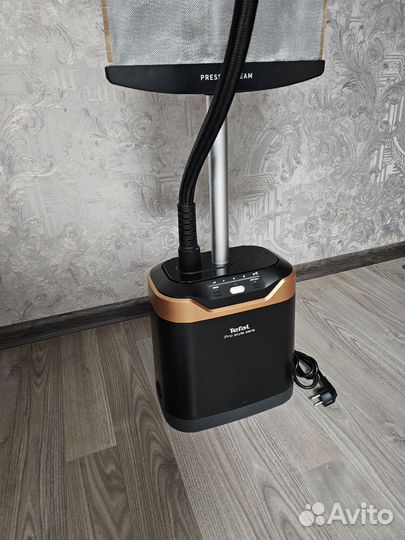 Отпариватель Tefal Pro Style Care