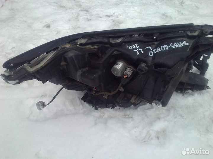 Фара левая Land Cruiser Prado