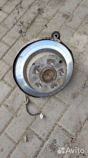 Кулак задний hyundai sonata nf с тормозным диском