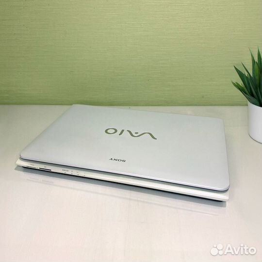 Ноутбук Sony vaio