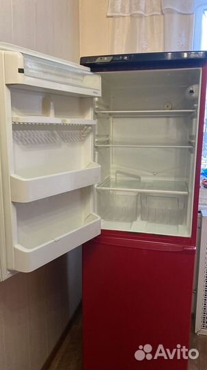 Холодильник Stinol