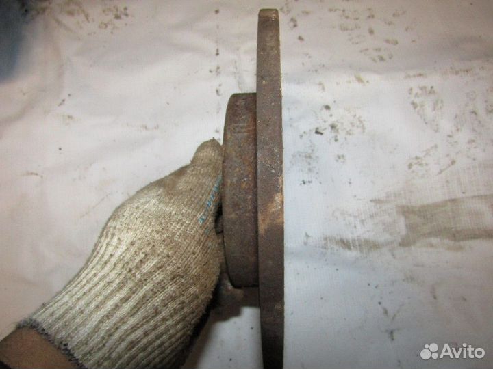 Диск тормозной передний не вентилируемый 206 1998