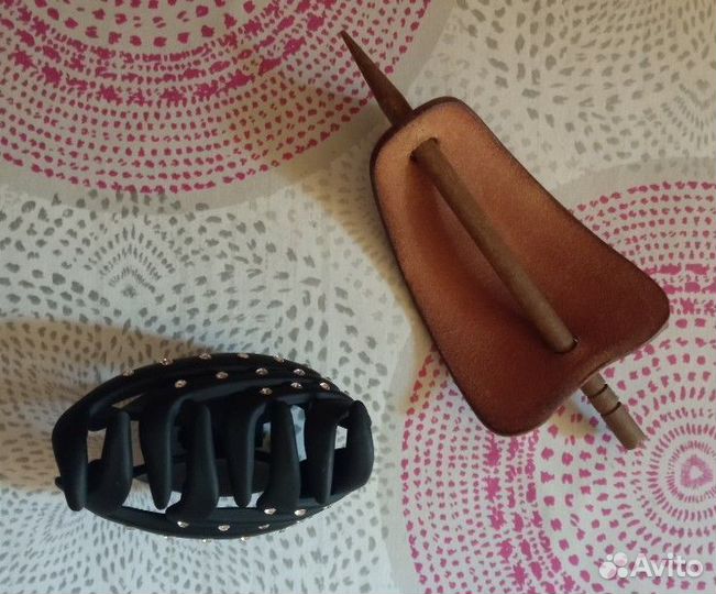 Заколки для волос