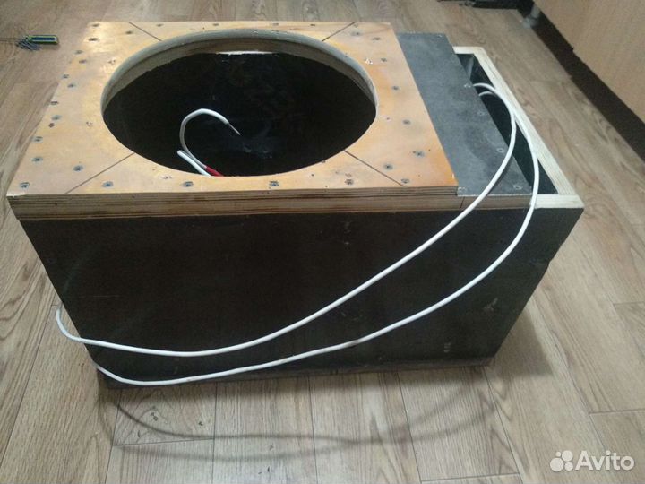 Короб для сабвуфера 12