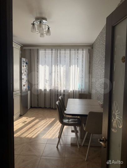 2-к. квартира, 67 м², 5/5 эт.