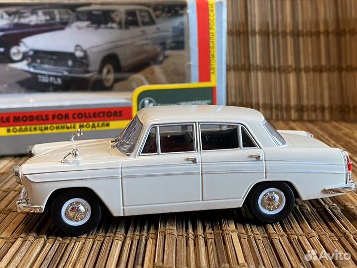 Austin Cambridge Cararama 1:43 1/43