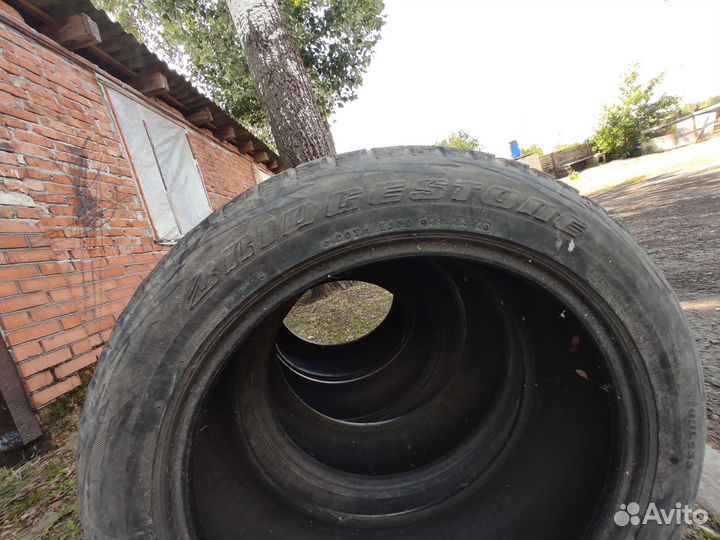 Bridgestone Blizzak DM-V1 235/55 R19