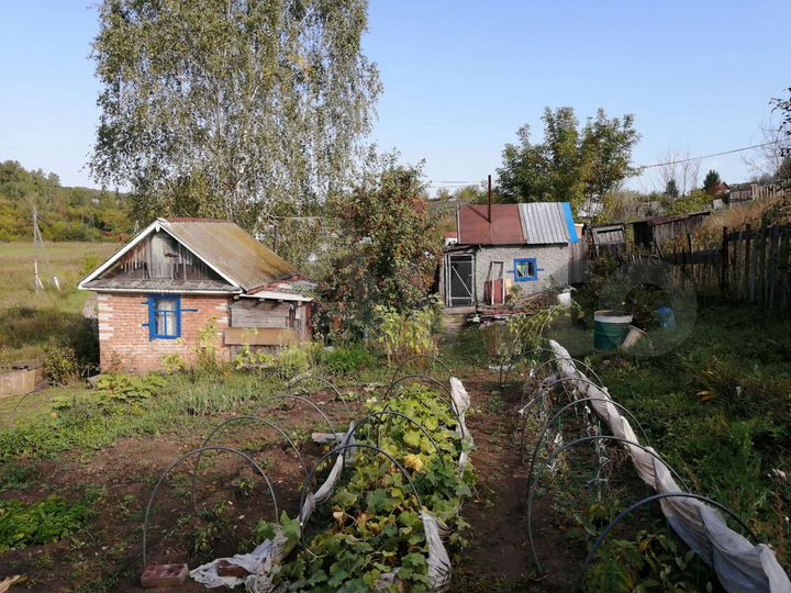 Дача 20 м² на участке 5 сот.