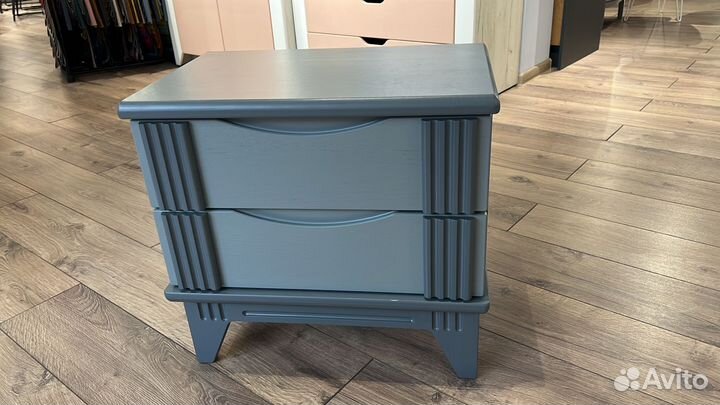 Тумба прикроватная 