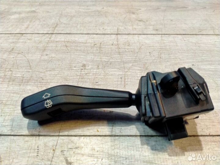 Переключатель стеклоочистителя Bmw 523I Левый