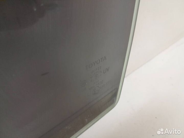 Стекло двери задней левой Toyota Camry V40 2006-20