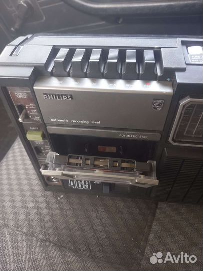 Кассетная магнитола philips