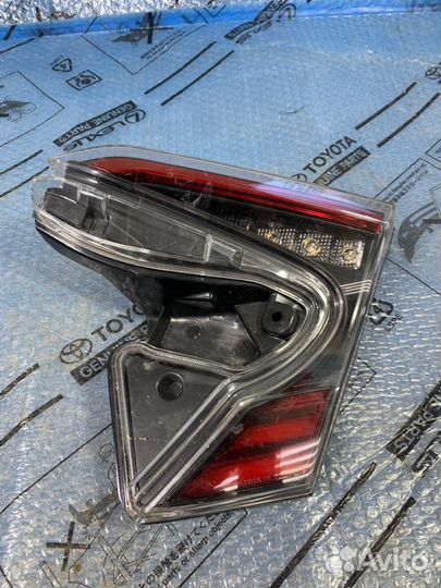Фонарь задний правый Toyota C-Hr 2016