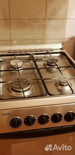 Плита газовая с газовой духовкой б/у,ardo