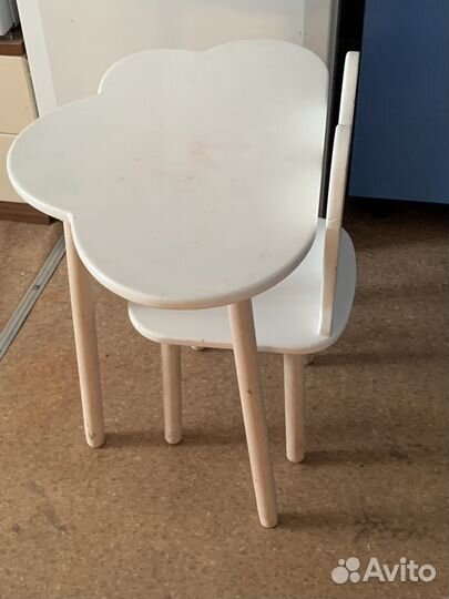 Детский столик и стульчик