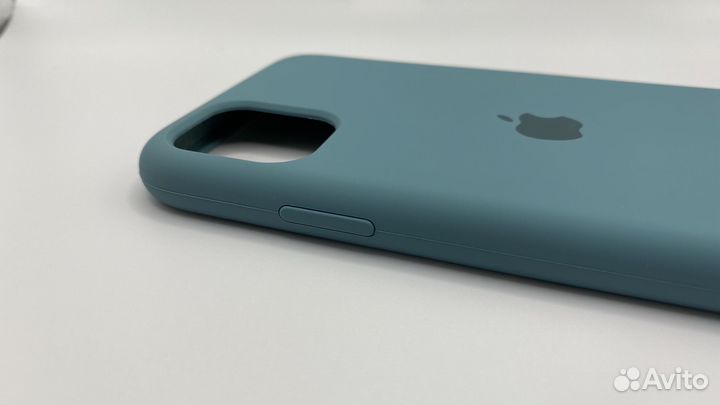 Чехол на iPhone 11 Silicon Case Cactus