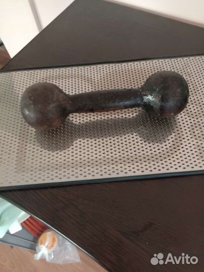 Спортивный инвентарь.гиря 1 кг