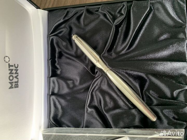 Перьевая ручка Montblanc Meisterstuck