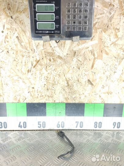 Датчик температуры жидкости Mitsubishi Carisma 200