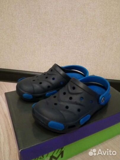 Crocs