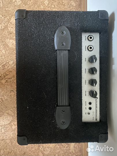 Басовый Комбоусилитель Warwick BC10