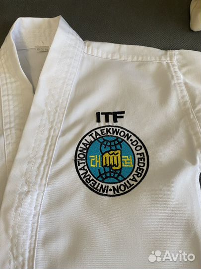 Кимоно для тхэквондо (добок)