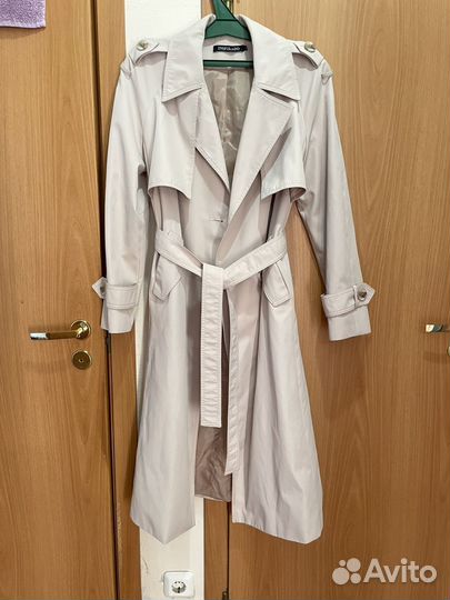 Плащ тренчкот