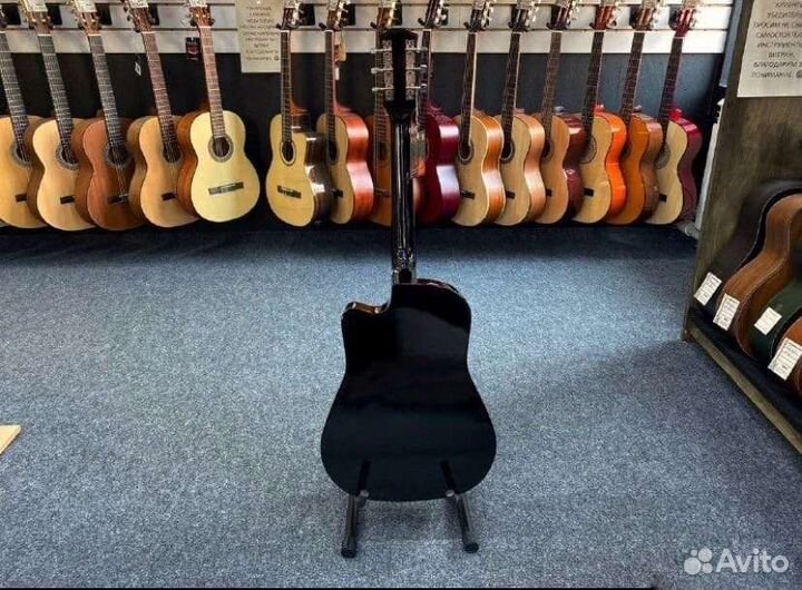 Акустическая гитара / Классическая гитара