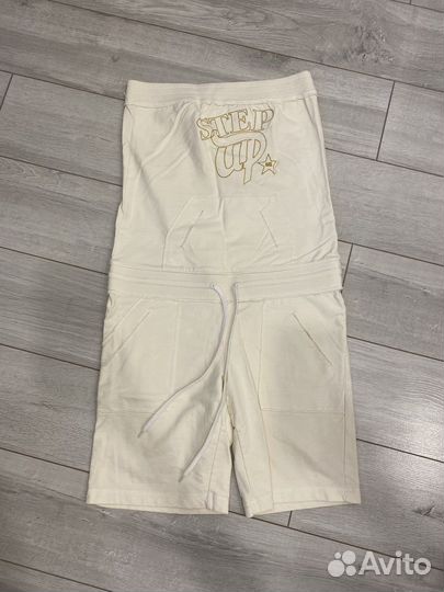 Одежда на девушку