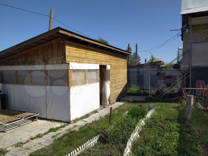 Дом 36 м² на участке 5,4 сот.