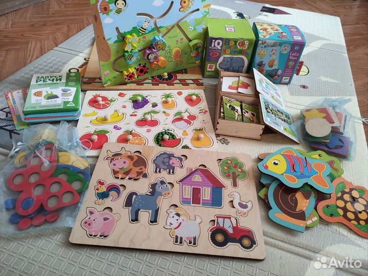 Развивающие игрушки пакетом