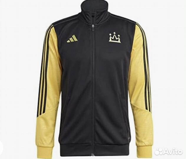 Спортивный костюм adidas