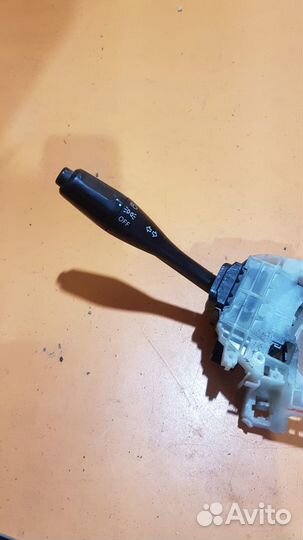 Подрулевой переключатель на Mitsubishi Outlander 1