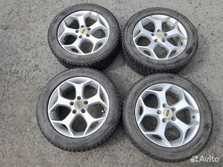 R16 Yokohama Ice Guard F700Z 205/55, PCD 5x108 DIA 63.4