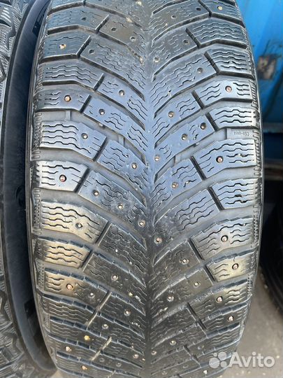 Michelin X-Ice North 4 SUV 225/60 R17