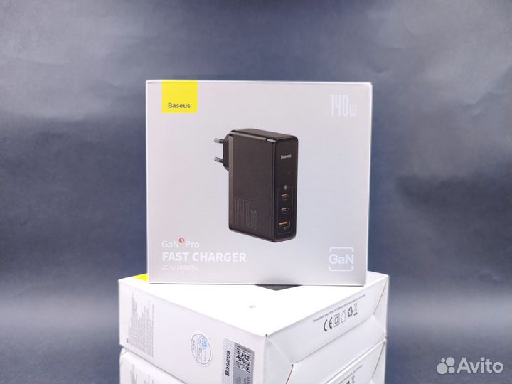 Baseus 140W GaN5 Pro зарядное устройство (новое)