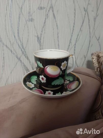 Чайная пара гигант слива на чёрном Вербилки