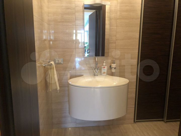 Дом 250 м² на участке 70 сот.