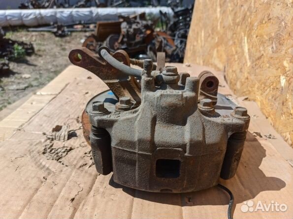 Mitsubishi Outlander 3 GF поворотный кулак правый