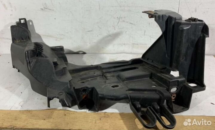 Крепление фары правой Renault Megane 3 рест