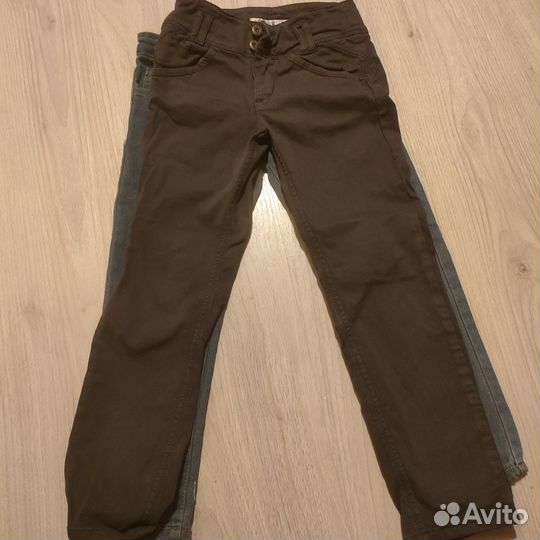 Джинсы на девочку 122