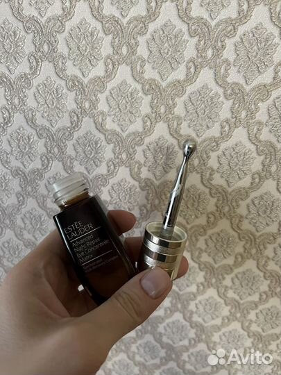 Восстанавливающий концентрат для глаз Estee lauder