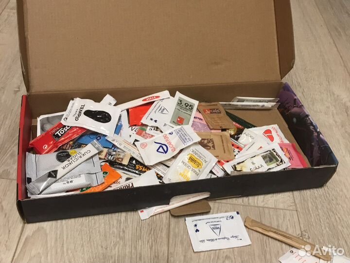 Огромная коллекция сахара