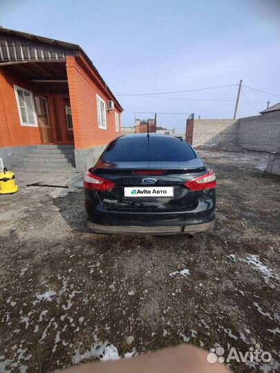 Ford Focus 2.0 AMT, 2012, битый, 187 000 км
